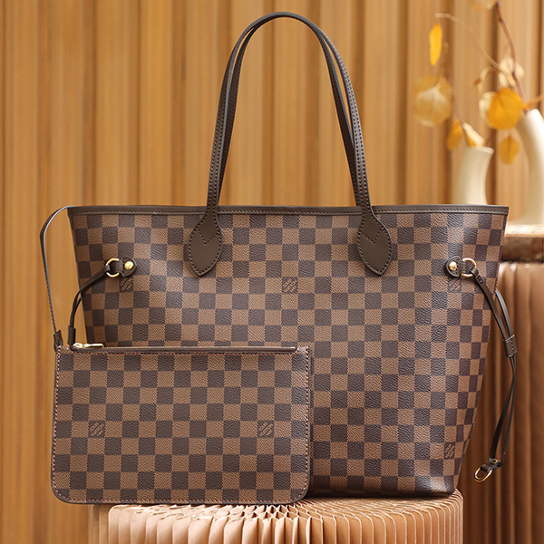 louis vuitton neverfull banner1