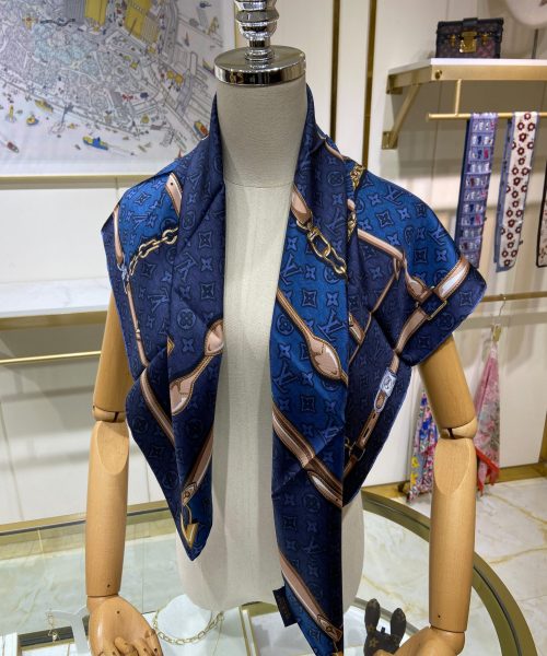 AS014 - Silk Square 90cm/35.5inch