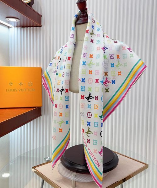 AS016 - Silk Square 90cm/35.5inch