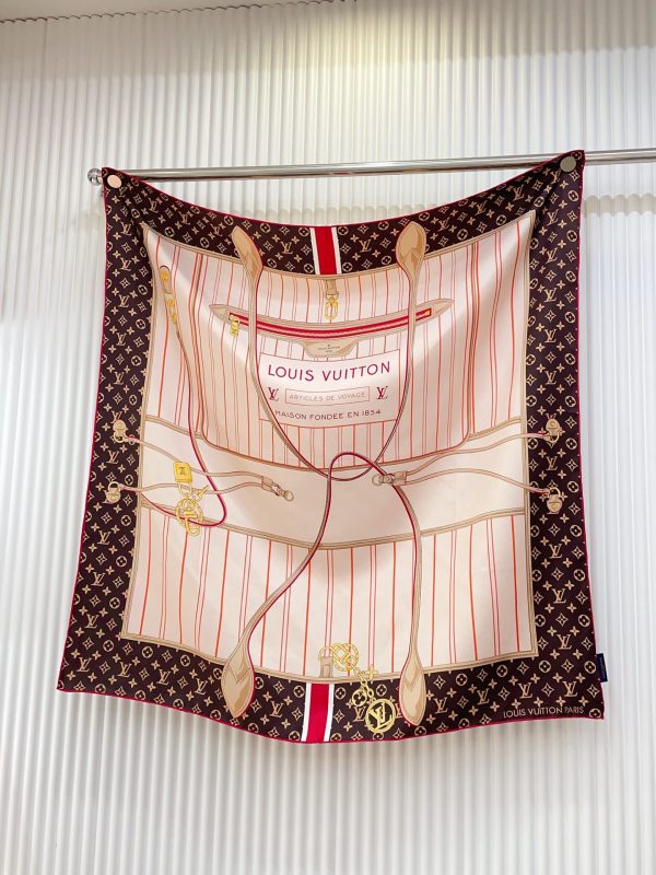 AS005 - Silk Square 90cm/35.5inch