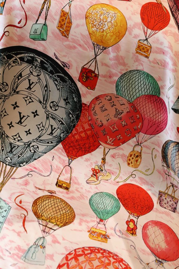 AS006 - Silk Square 90cm/35.5inch