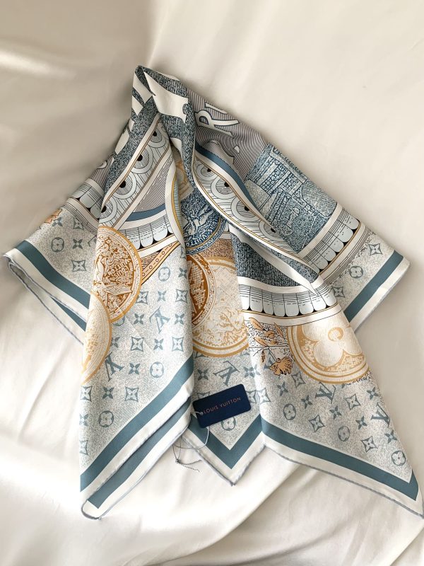 AS020 - Silk Square 90cm/35.5inch