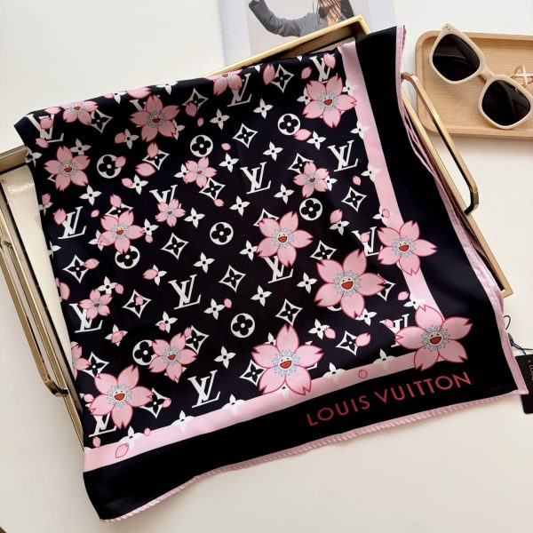 AS001 - Silk Square 90cm/35.5inch